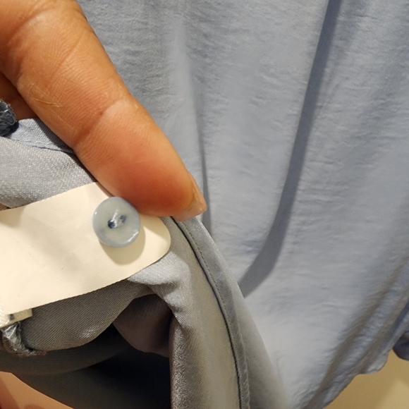 Maison D' Amelie Long Sleeve Pullover V Neck Blouse size M - Picture 10 of 13